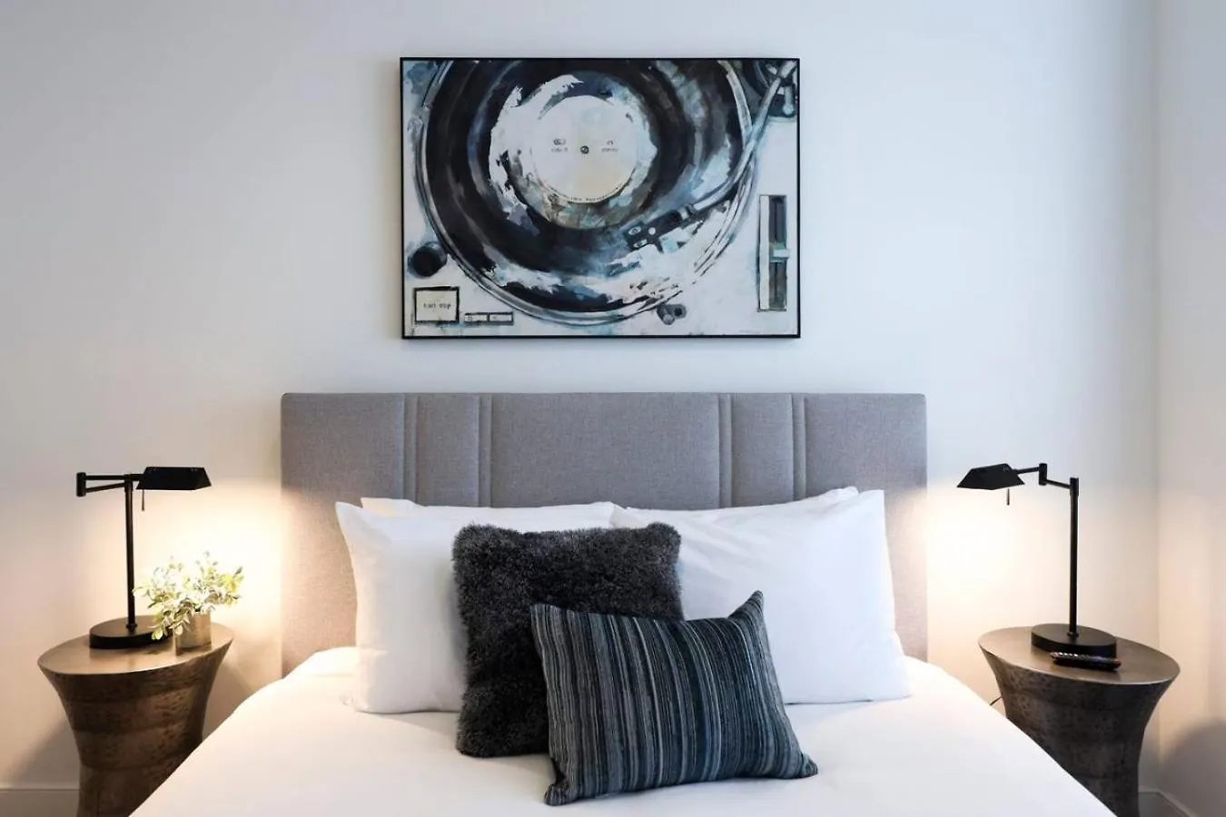 Holiday home Two Elegant Townhomes Perfect For Large Groups Nashville United States