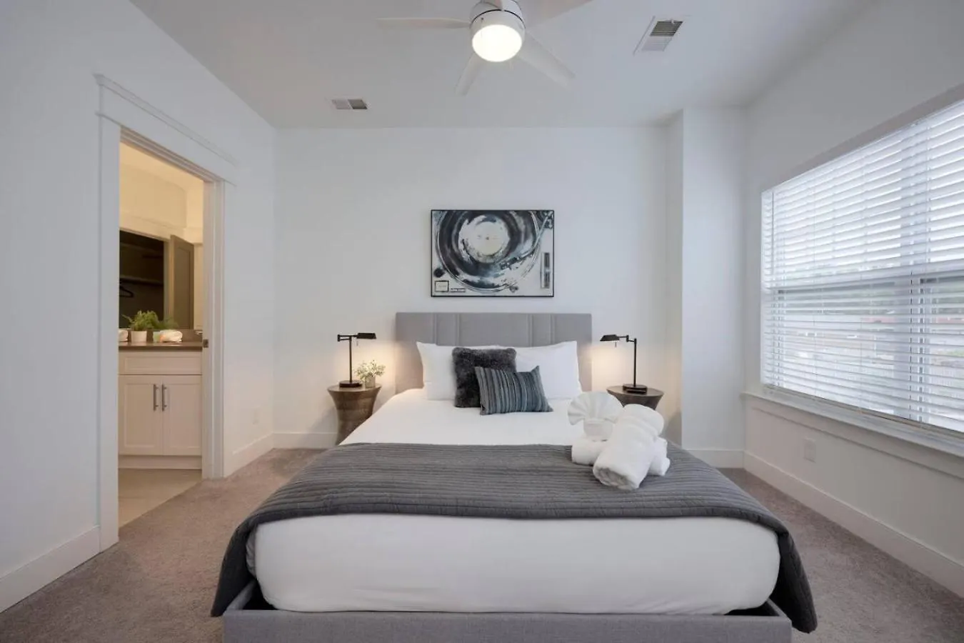 Two Elegant Townhomes Perfect For Large Groups Nashville 0*,